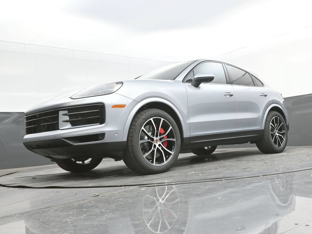 Certified 2026 Porsche Cayenne S AWD/4WD image 11