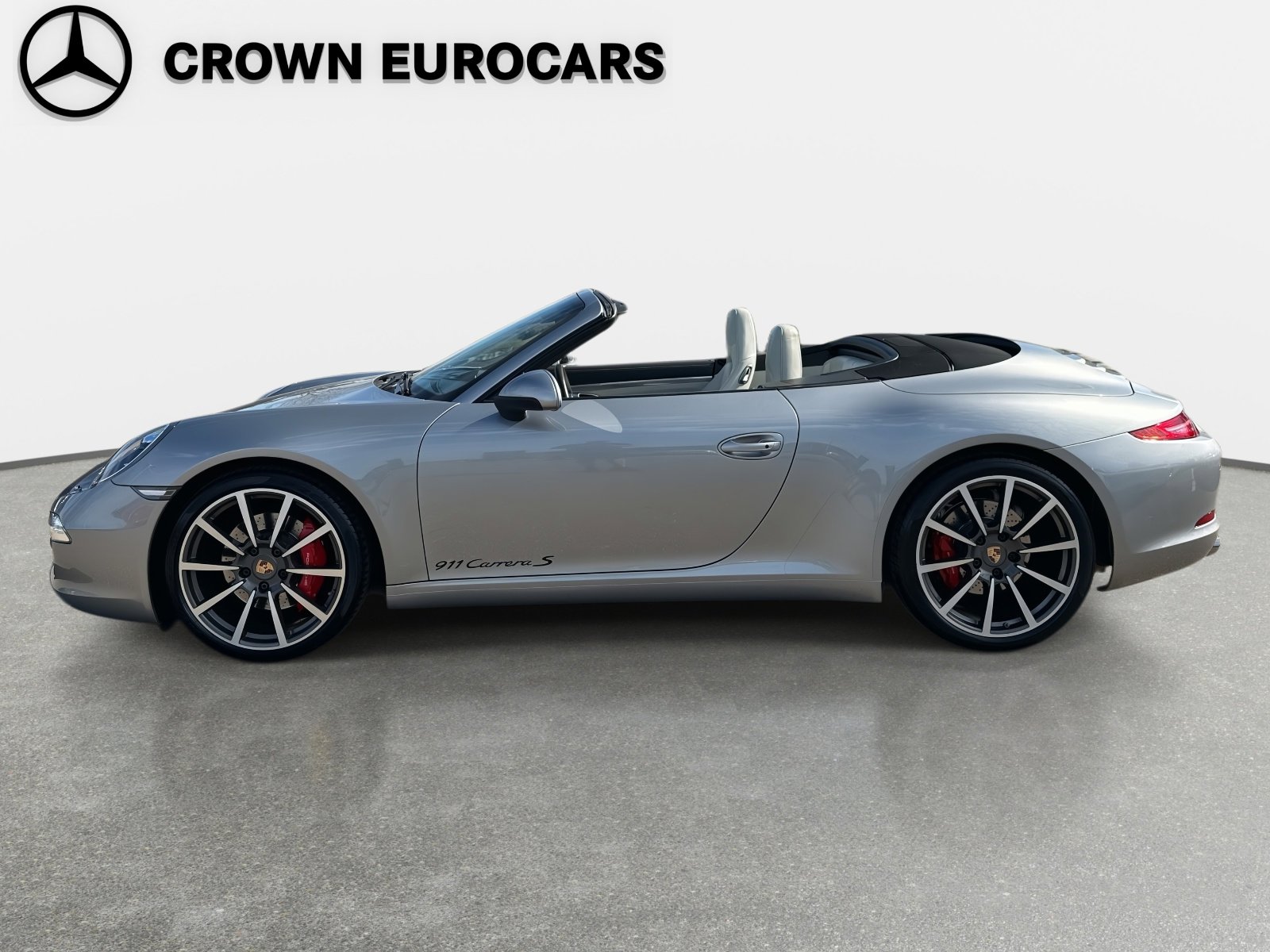 Used 2012 Porsche 911 Carrera S image 2