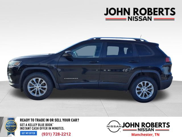 Used 2020 Jeep Cherokee Latitude w/ Mopar Interior Package image 3