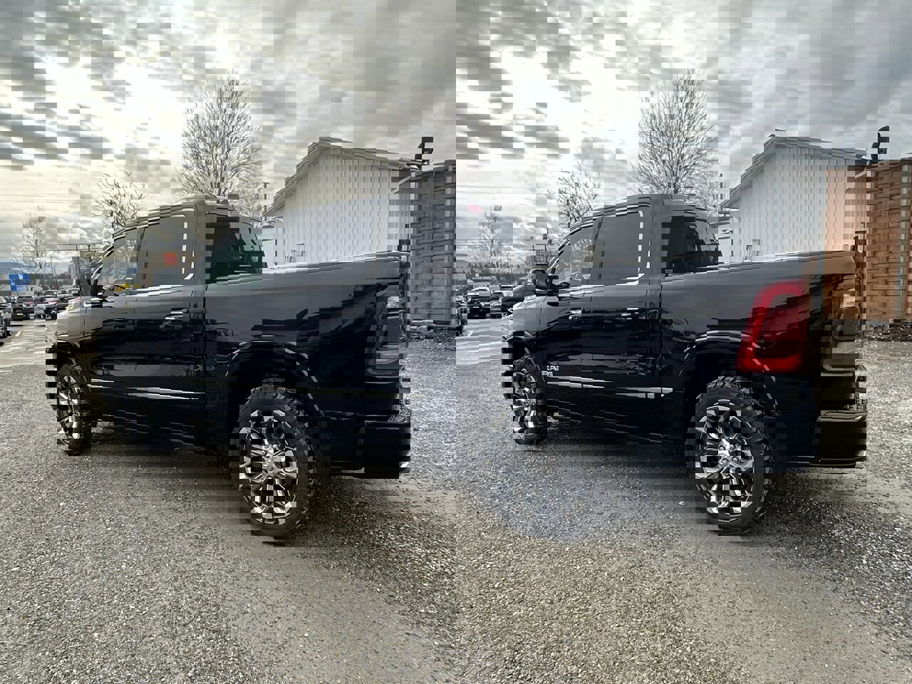Used 2022 RAM 1500 Limited w/ Body-Colour Bumper Group image 59
