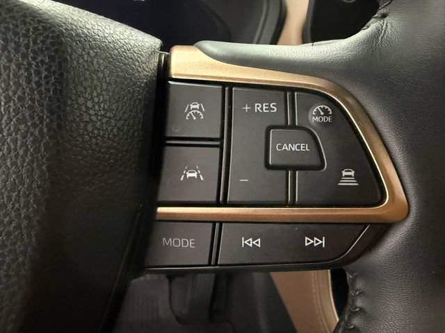 Used 2026 Toyota Grand Highlander AWD Hybrid image 11