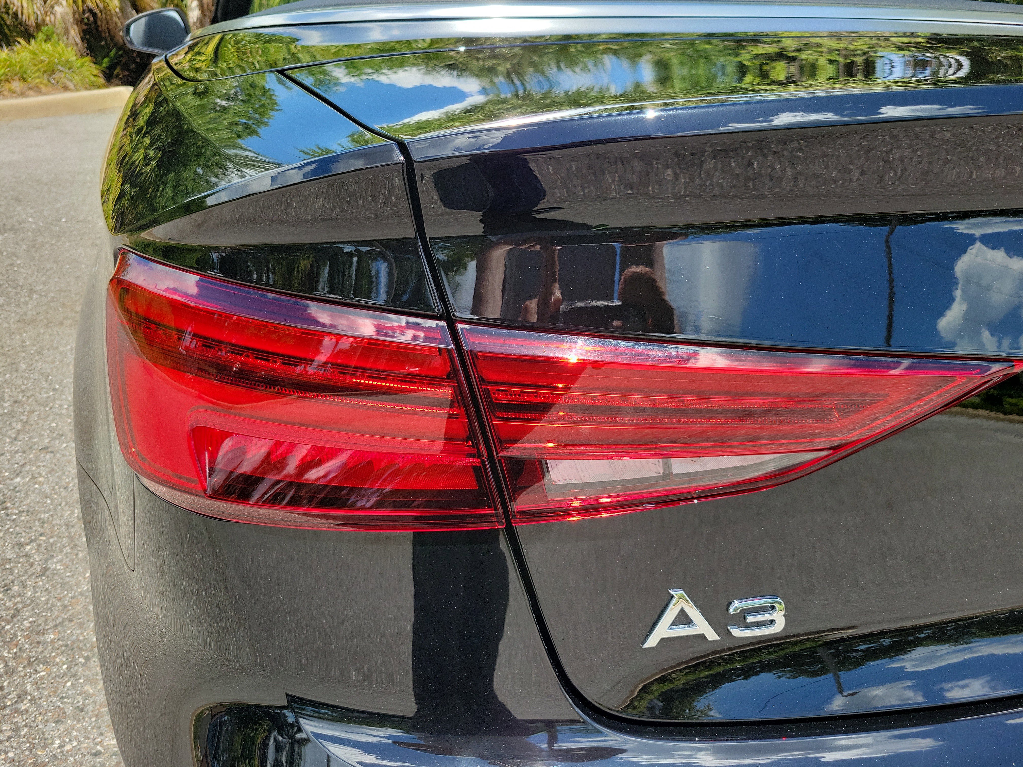 Used 2018 Audi A3 2.0T Premium FWD image 11