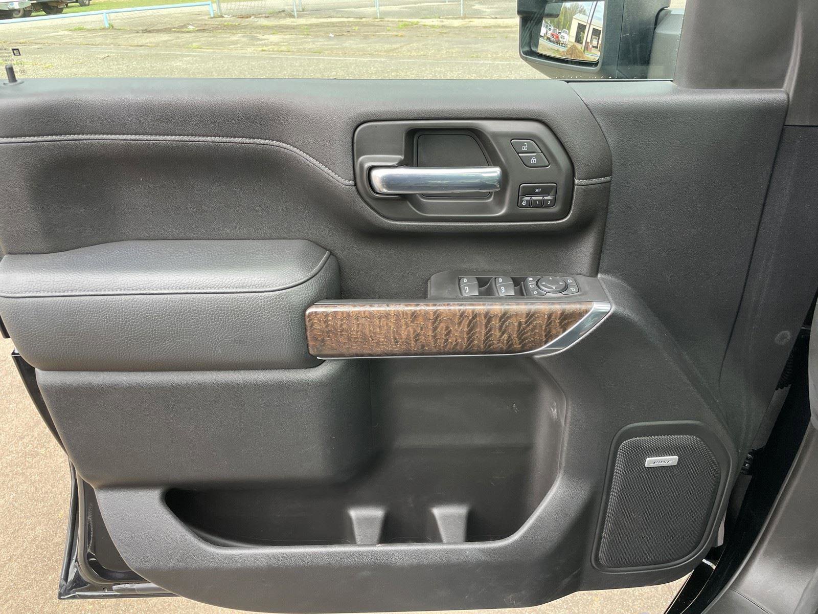 Used 2021 GMC Sierra 2500 Denali w/ Denali Ultimate Package image 34