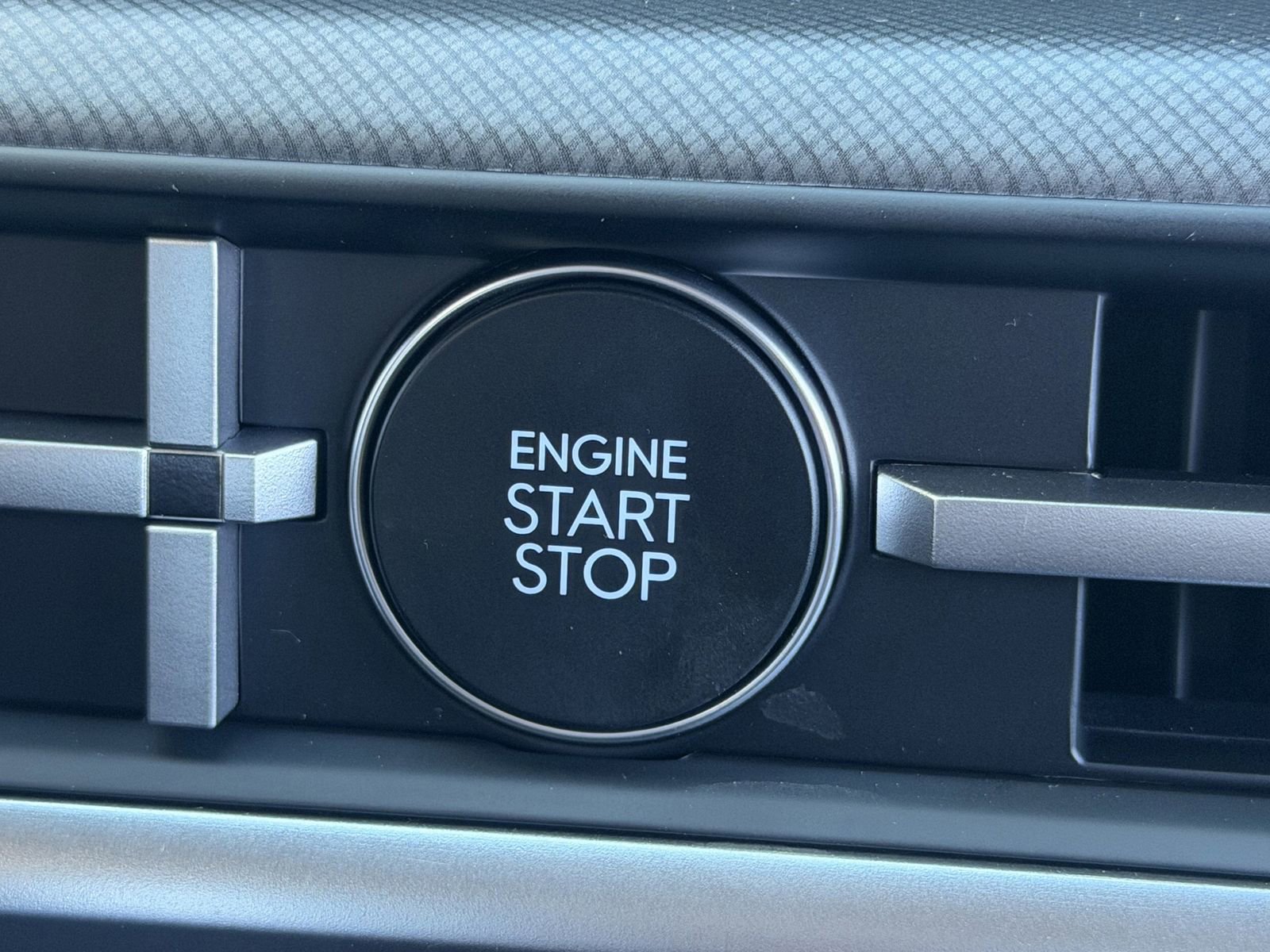 New 2026 Hyundai Santa Fe SE FWD image 18