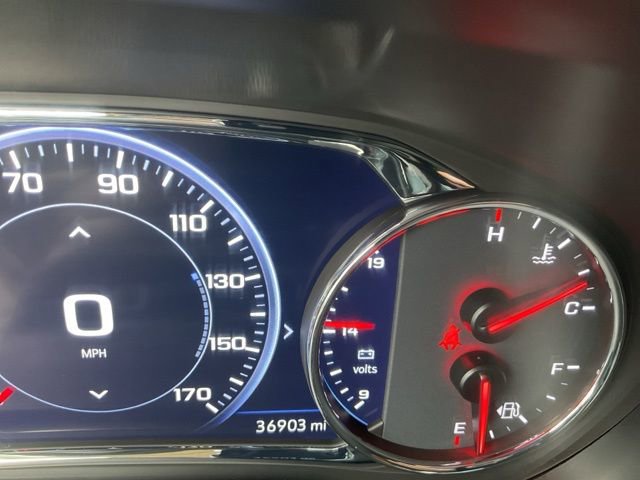 Used 2023 GMC Acadia Denali w/ Denali Technology Package image 14