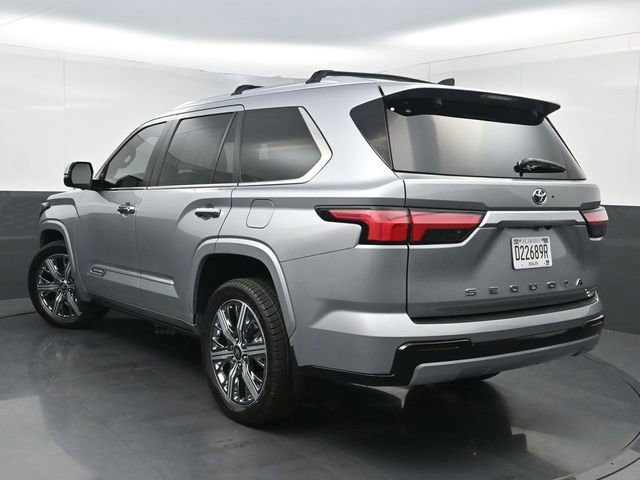 Used 2025 Toyota Sequoia Capstone image 4