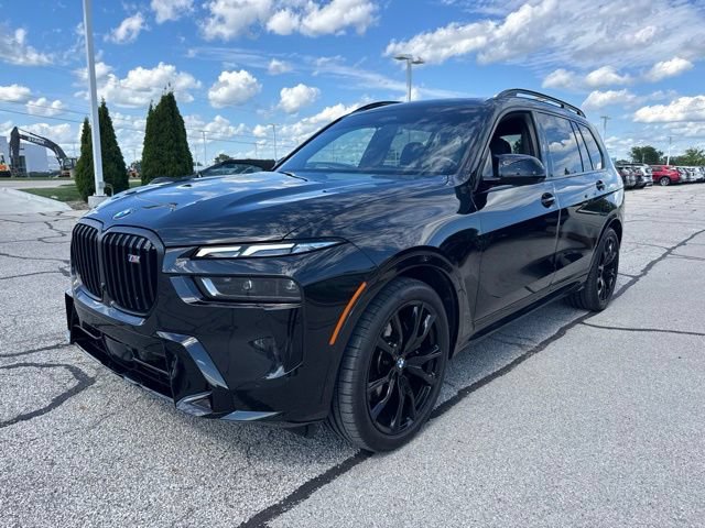 Used 2025 BMW X7 M60i AWD/4WD image 10