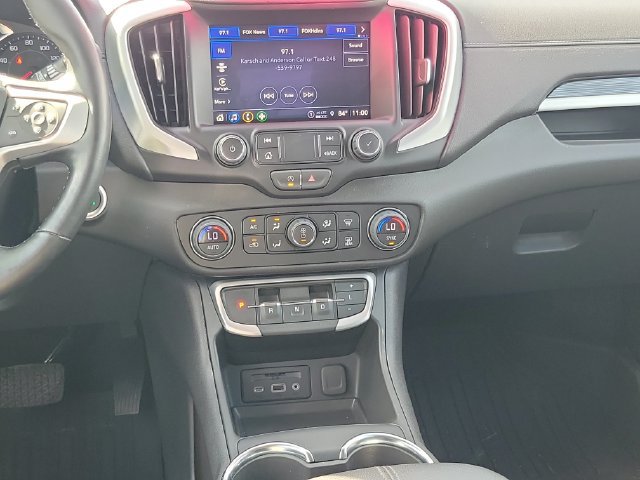 Certified 2024 GMC Terrain SLT AWD/4WD image 33