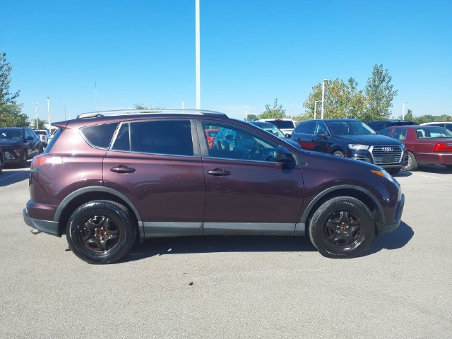 Used 2017 Toyota RAV4 LE w/ Carpet Mat Package AWD/4WD image 4