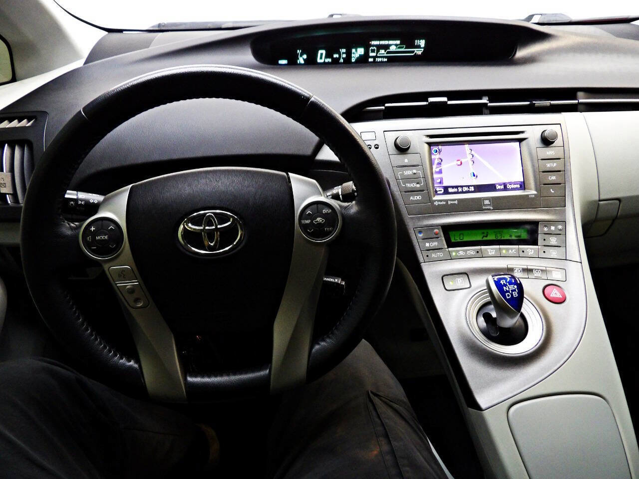 Used 2013 Toyota Prius Four FWD image 18