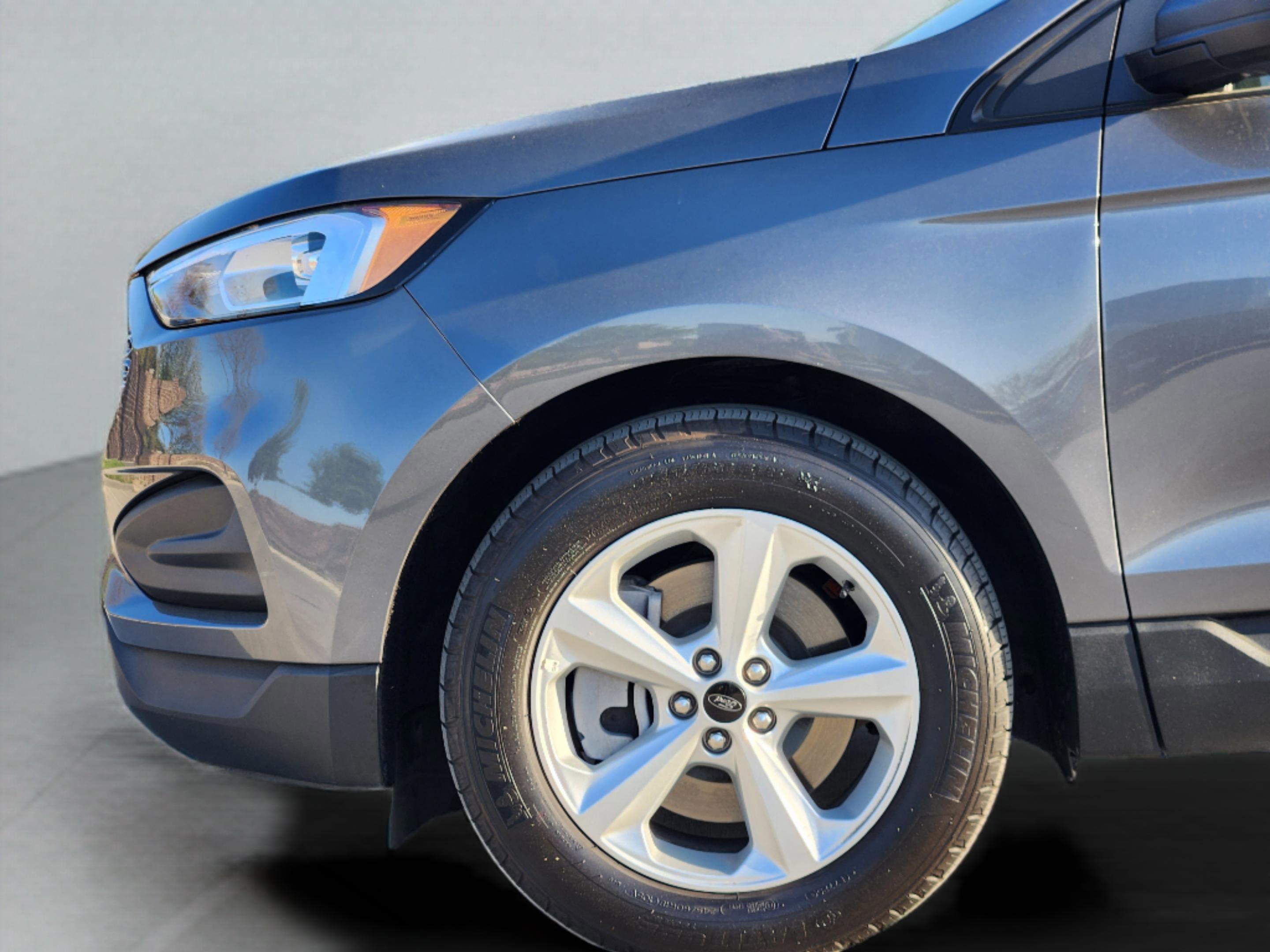 Used 2024 Ford Edge SE image 10