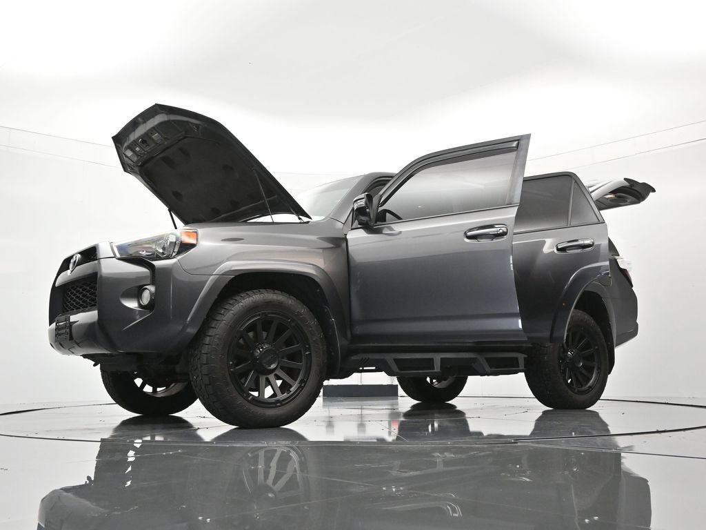 Used 2019 Toyota 4Runner SR5 Premium image 50