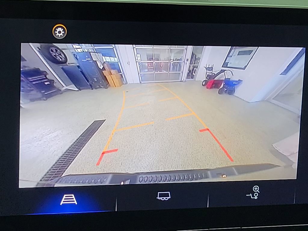 Certified 2024 Chevrolet Colorado Z71 w/ Advanced Trailering Package image 13