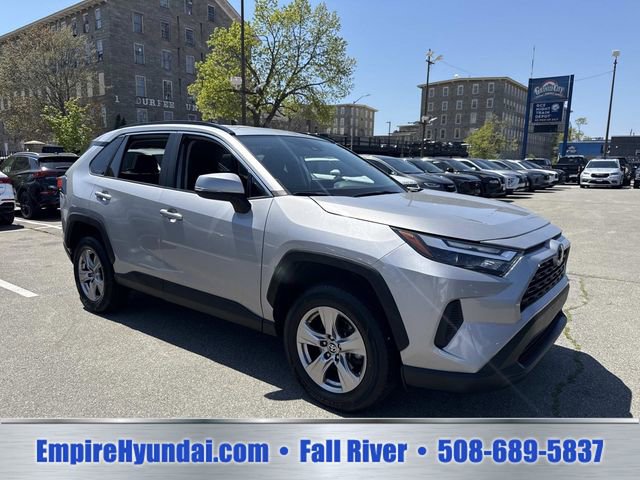 Used 2023 Toyota RAV4 XLE FWD image 2