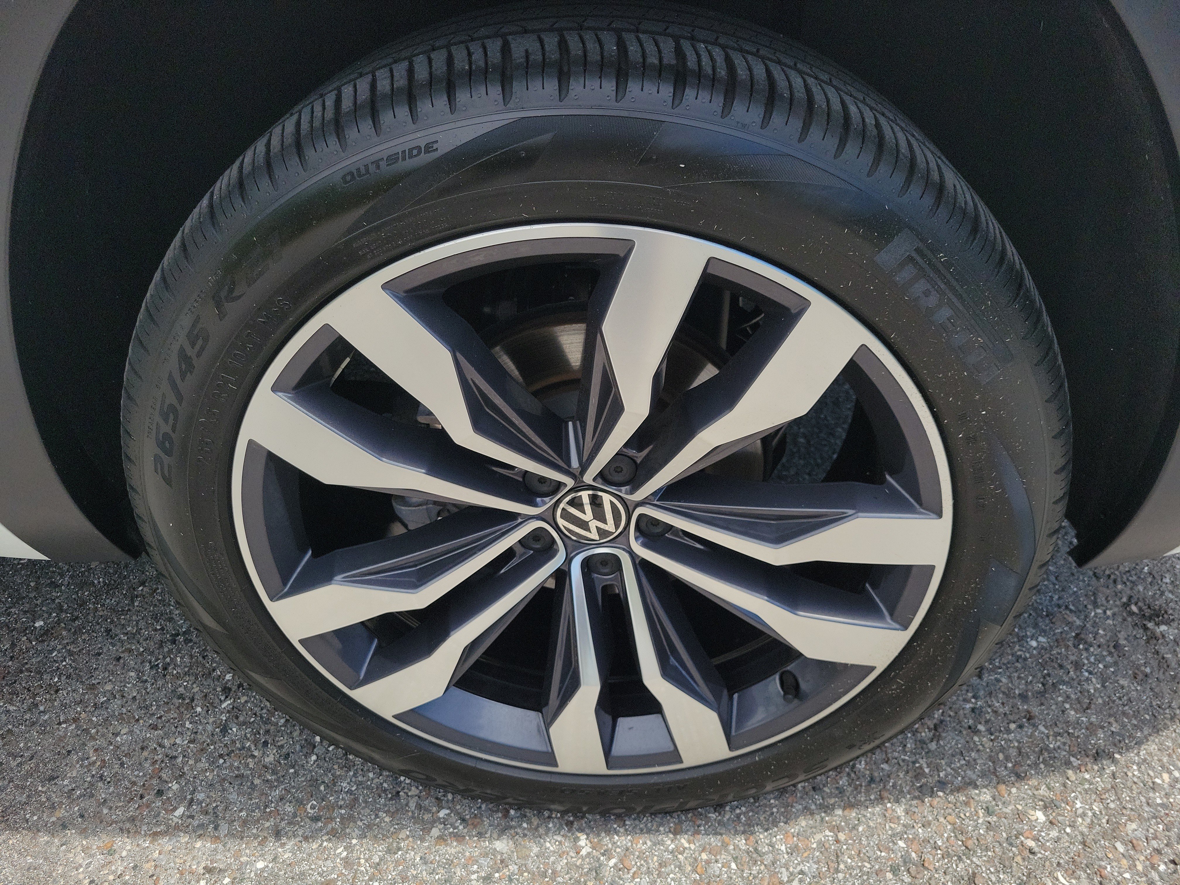 Used 2021 Volkswagen Atlas SEL Premium AWD/4WD image 36