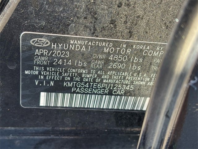 Used 2023 Genesis G70 3.3T w/ Sport Advanced Package image 24