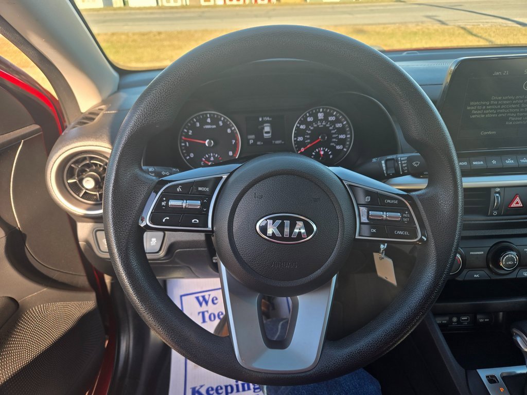 Used 2021 Kia Forte LXS image 9