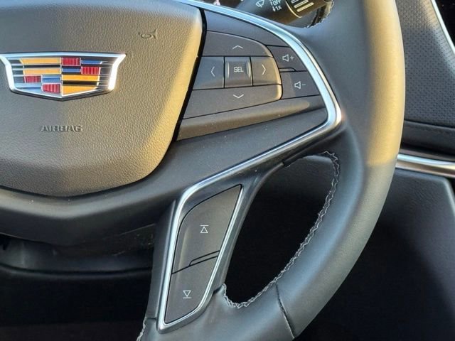 New 2025 Cadillac XT5 Luxury image 25