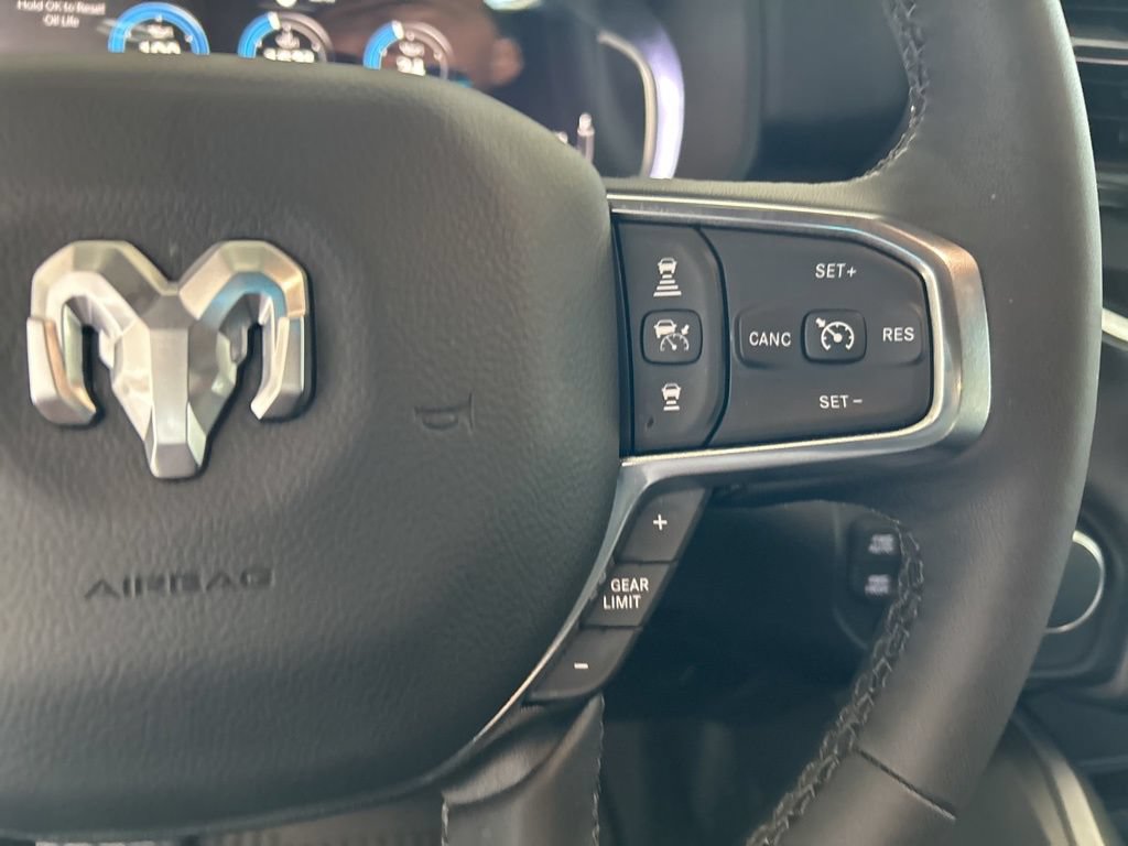 Used 2025 RAM 1500 Big Horn AWD/4WD image 50