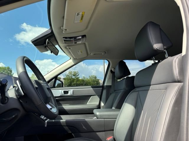 Used 2025 Hyundai Santa Fe SEL w/ Tow & Go Package FWD image 24