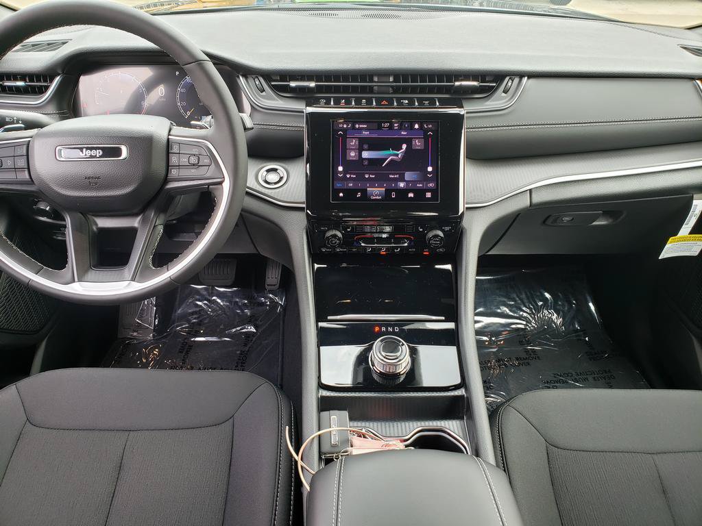 New 2026 Jeep Grand Cherokee L 4WD image 11