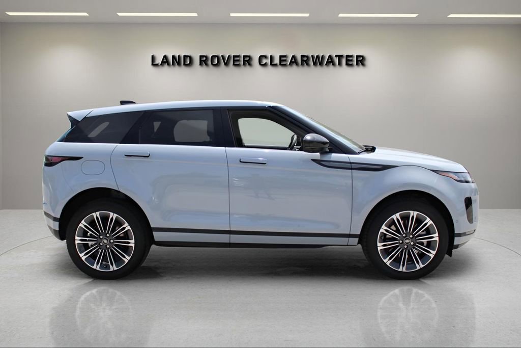 Used 2026 Land Rover Range Rover Evoque S AWD/4WD image 6