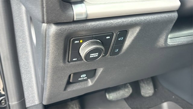 New 2025 Ford Expedition Active image 14