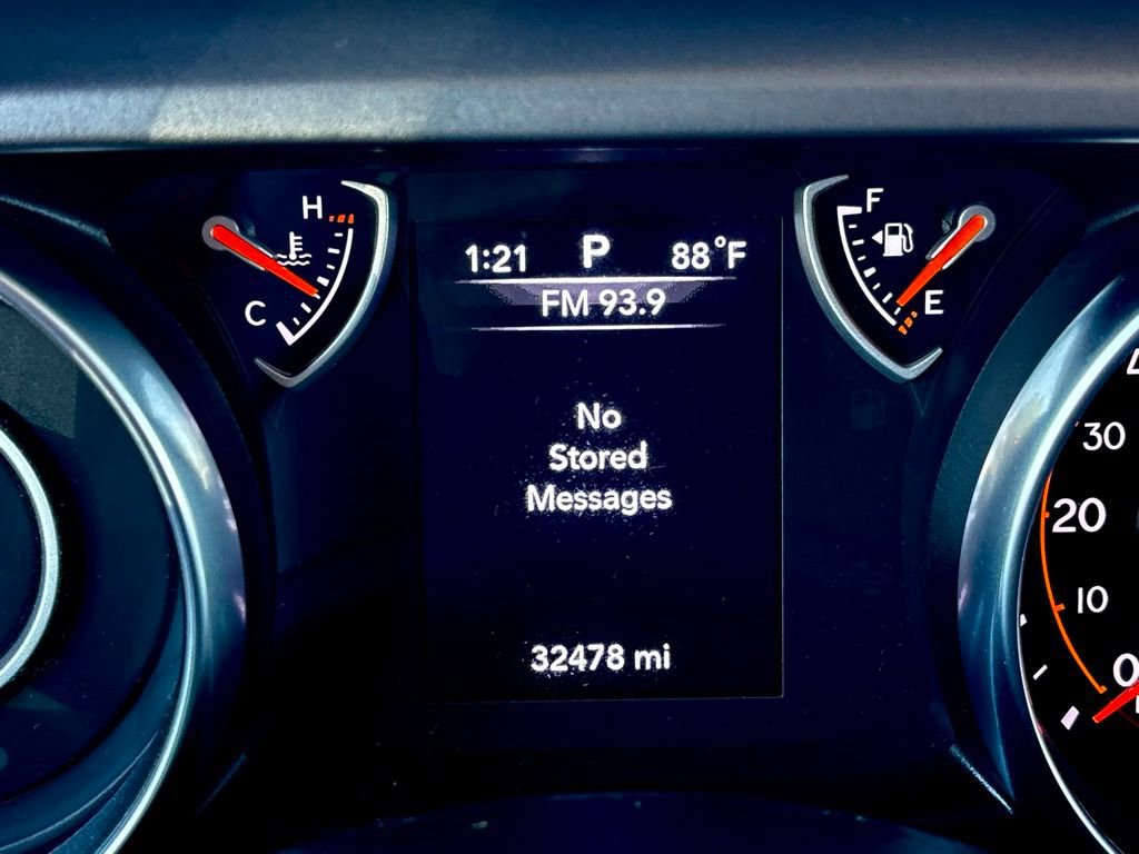 Used 2022 Jeep Wrangler Unlimited Sport image 19