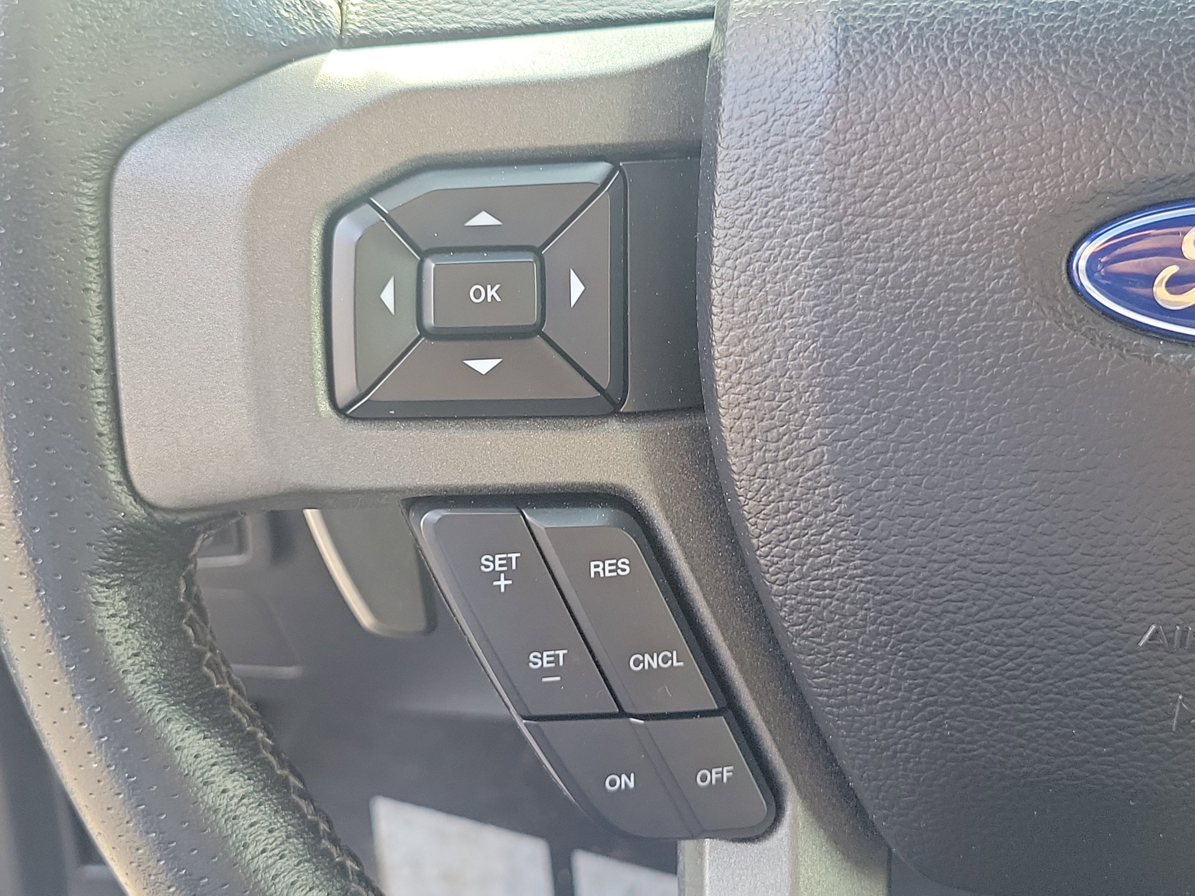 Used 2020 Ford F150 Raptor image 23