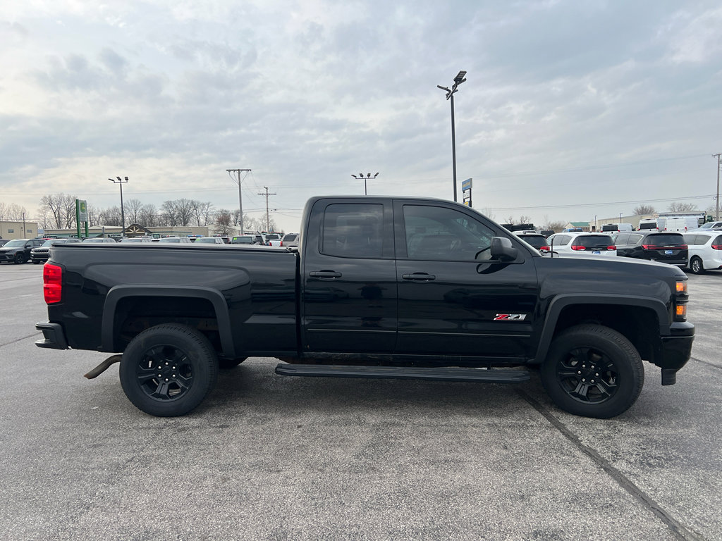 Used 2015 Chevrolet Silverado 1500 LT w/ Midnight Edition image 5