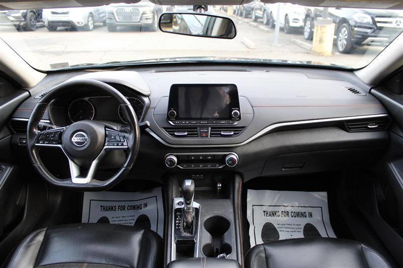 Used 2019 Nissan Altima 2.5 SR image 12