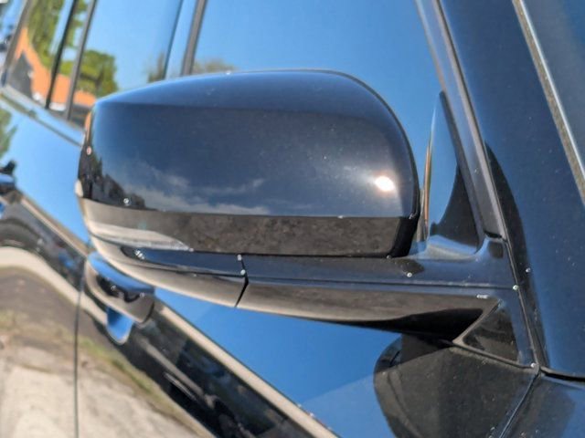 New 2026 Jeep Grand Cherokee Altitude image 11