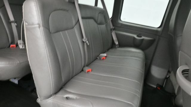 Used 2024 Chevrolet Express 3500 LS RWD image 10