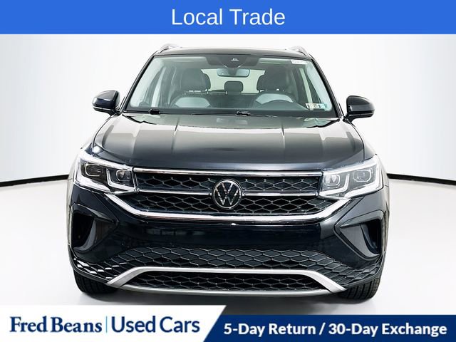 Used 2023 Volkswagen Taos SEL image 2