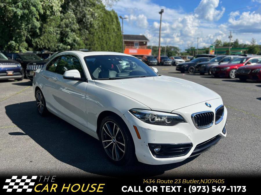 Used 2019 BMW 230i Coupe w/ Premium Package image 5