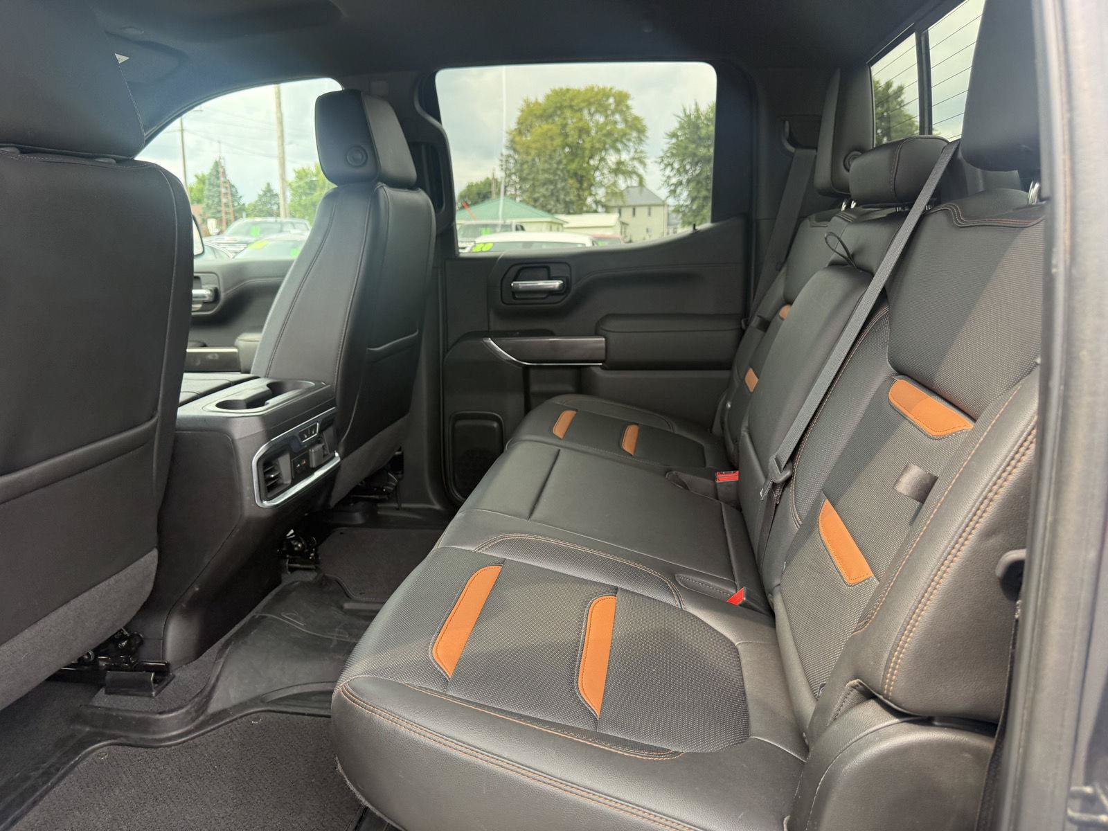 Used 2021 GMC Sierra 1500 AT4 w/ AT4 Preferred Package AWD/4WD image 10