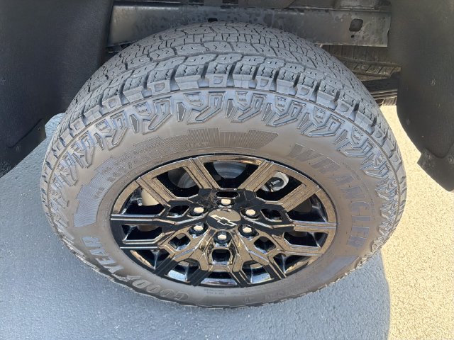 Certified 2025 Chevrolet Colorado Trail Boss AWD/4WD image 23