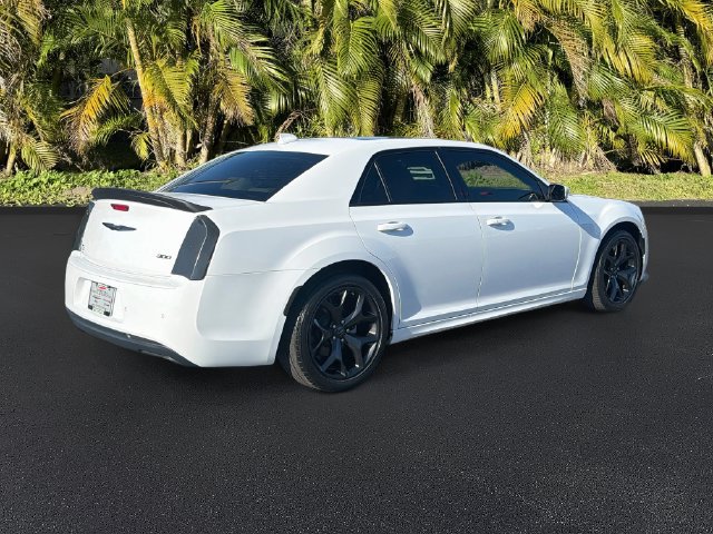 Used 2023 Chrysler 300 Touring L w/ Popular Equipment Group RWD image 5