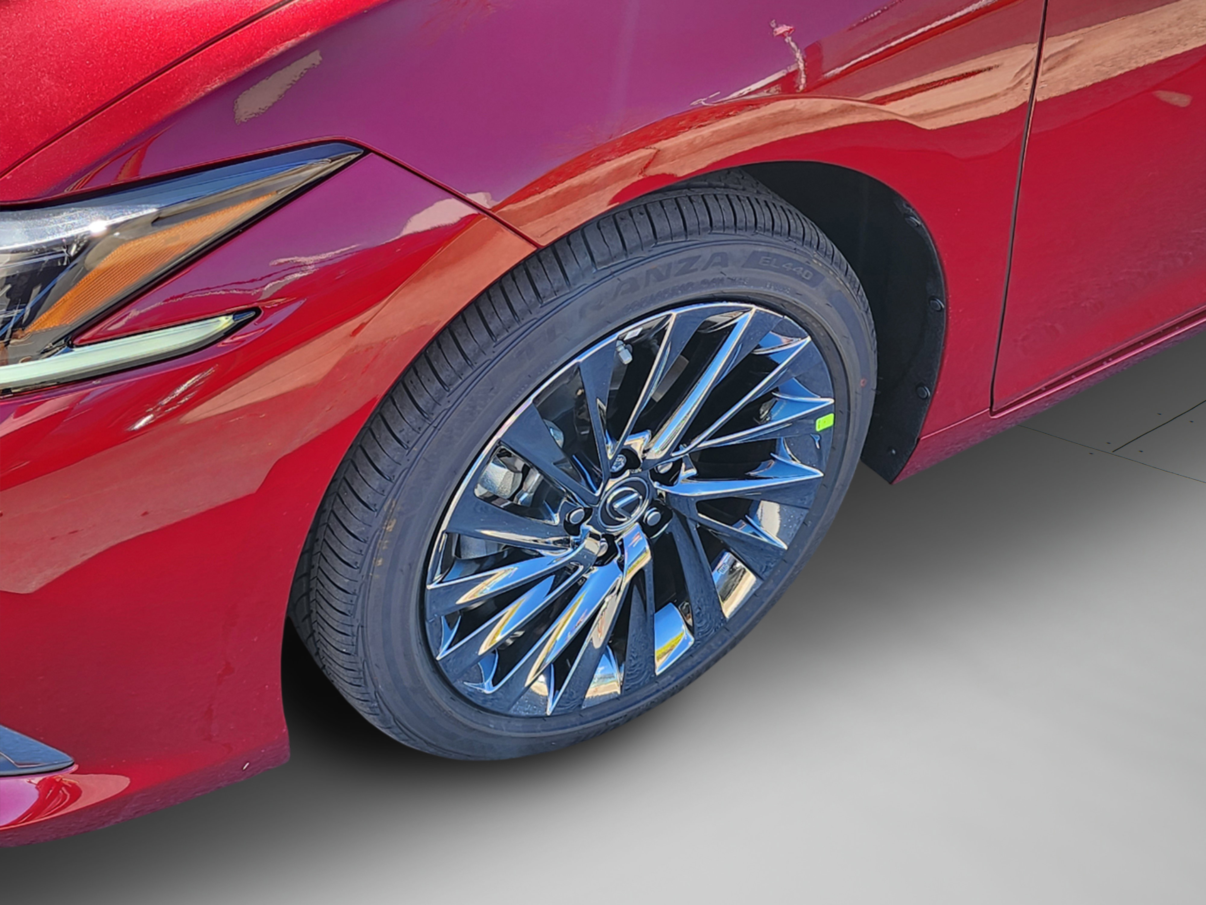 New 2025 Lexus ES 350 Ultra Luxury image 11