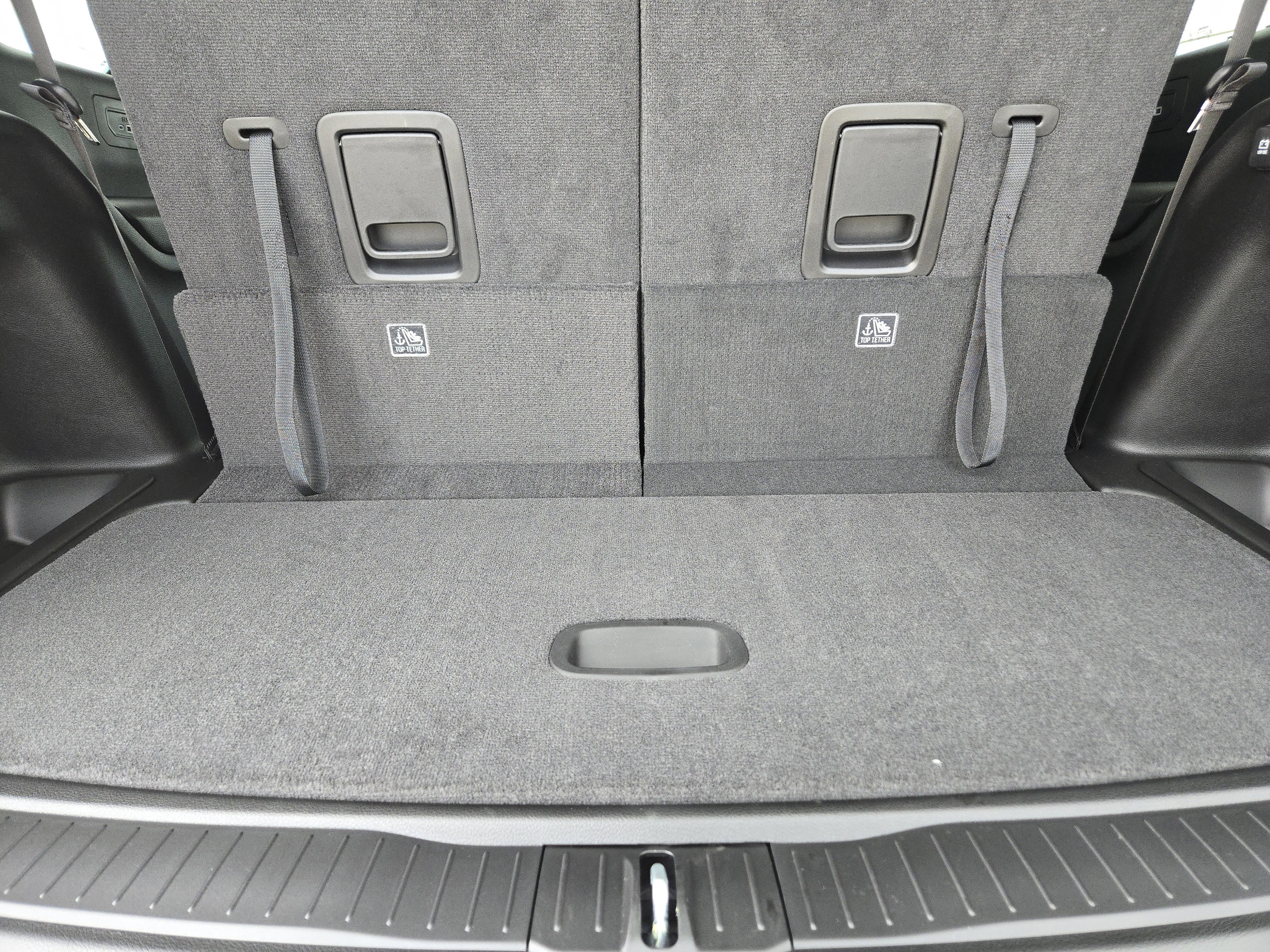 New 2025 Jeep Grand Cherokee L Limited w/ Black Appearance Package image 24