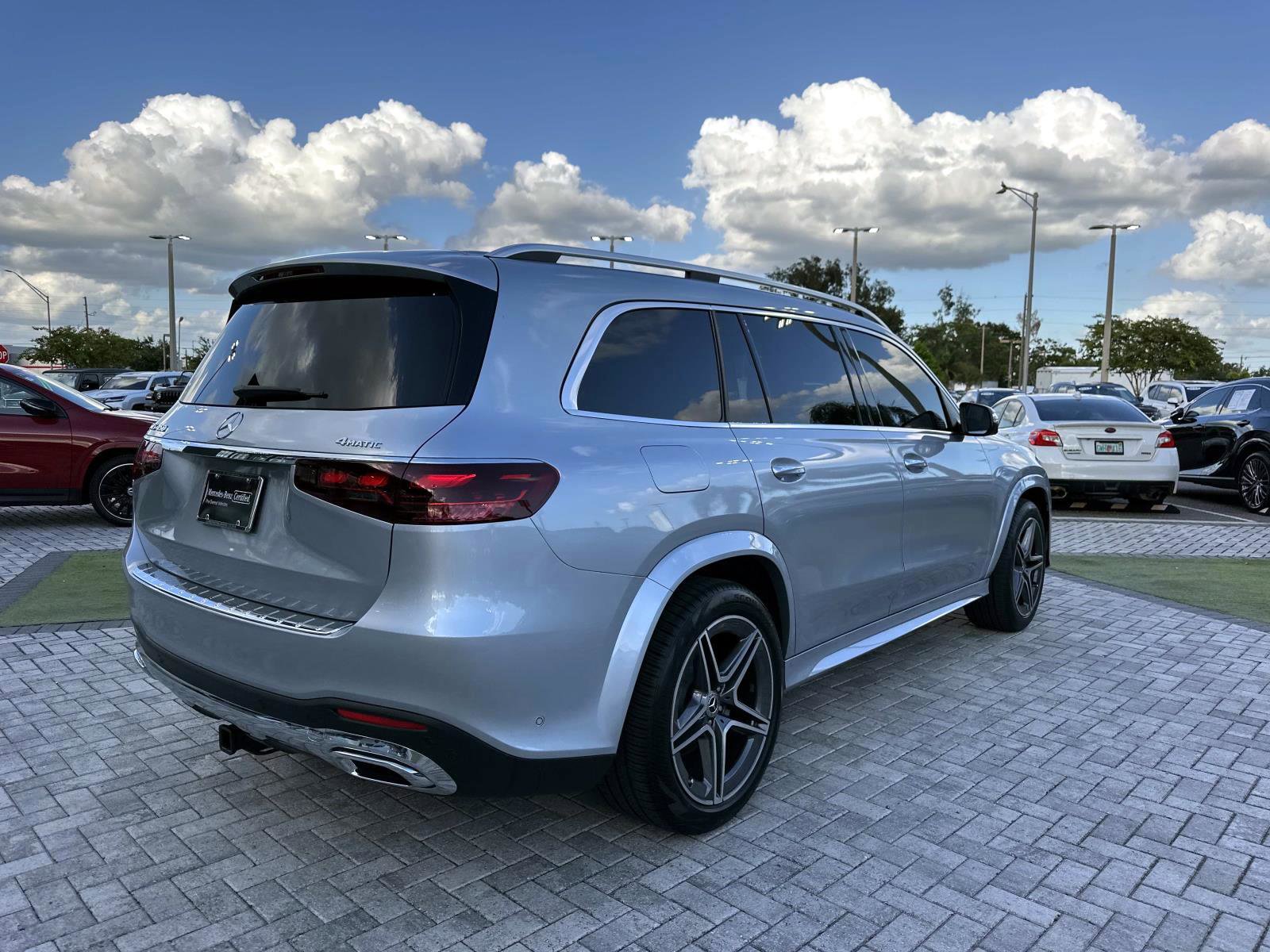 Certified 2025 Mercedes-Benz GLS 450 4MATIC image 4