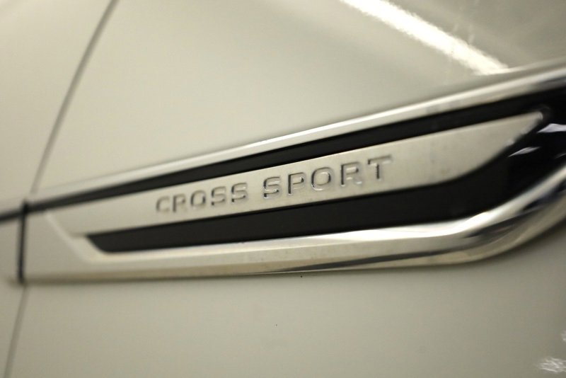 Used 2020 Volkswagen Atlas Cross Sport SEL Premium image 42