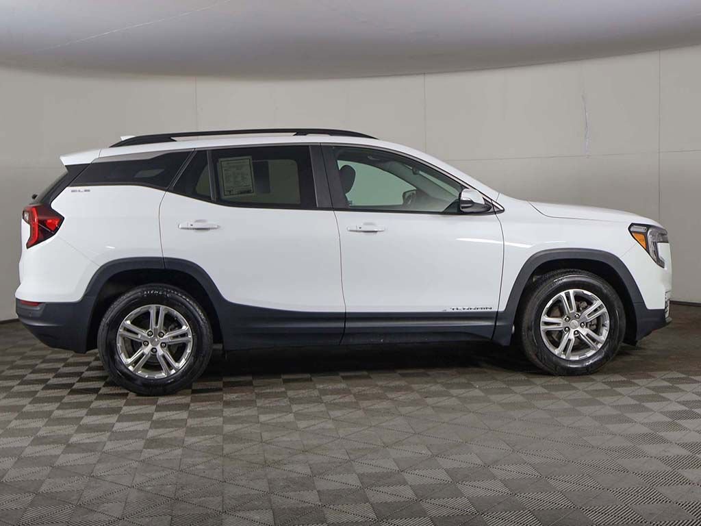 Used 2023 GMC Terrain SLE w/ Driver Convenience Package AWD/4WD image 20
