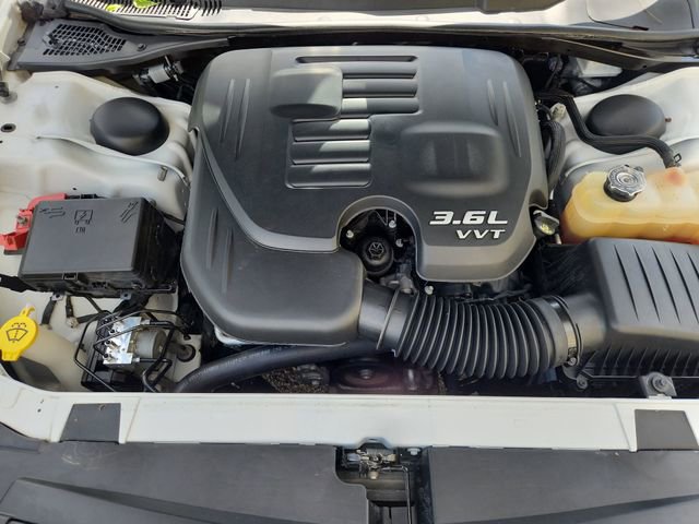 Used 2021 Dodge Challenger SXT w/ Driver Convenience Group image 27