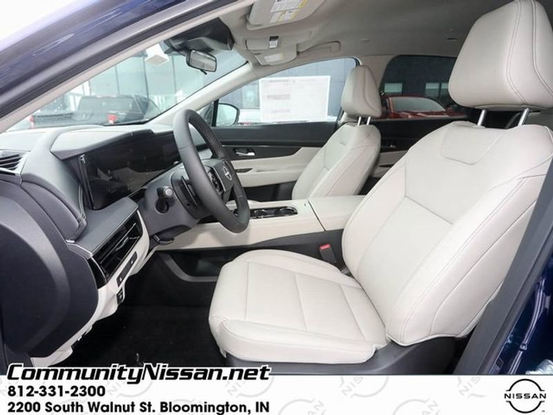 New 2025 Nissan Murano SV image 8