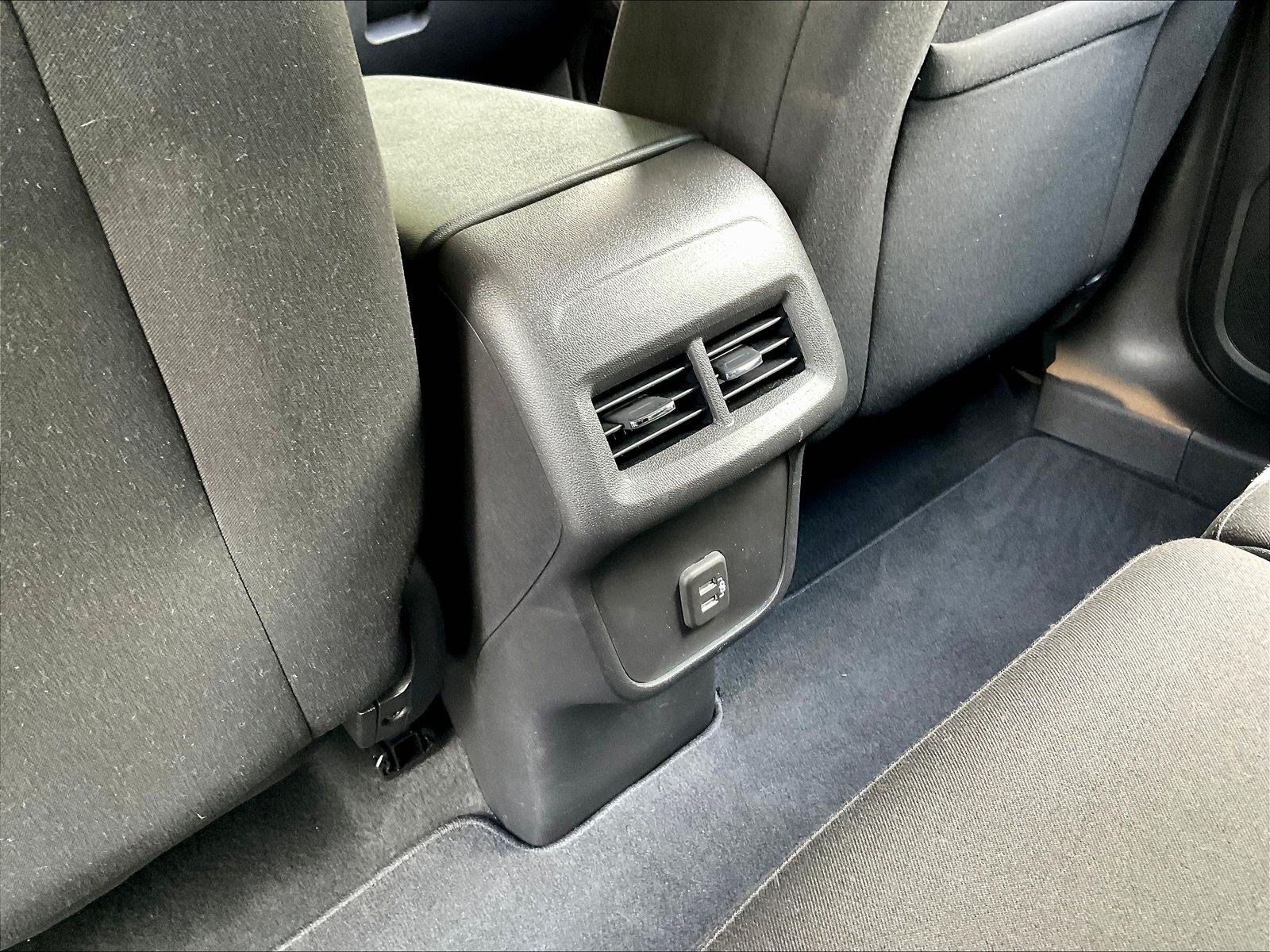 Used 2022 Chevrolet Equinox LS FWD image 10