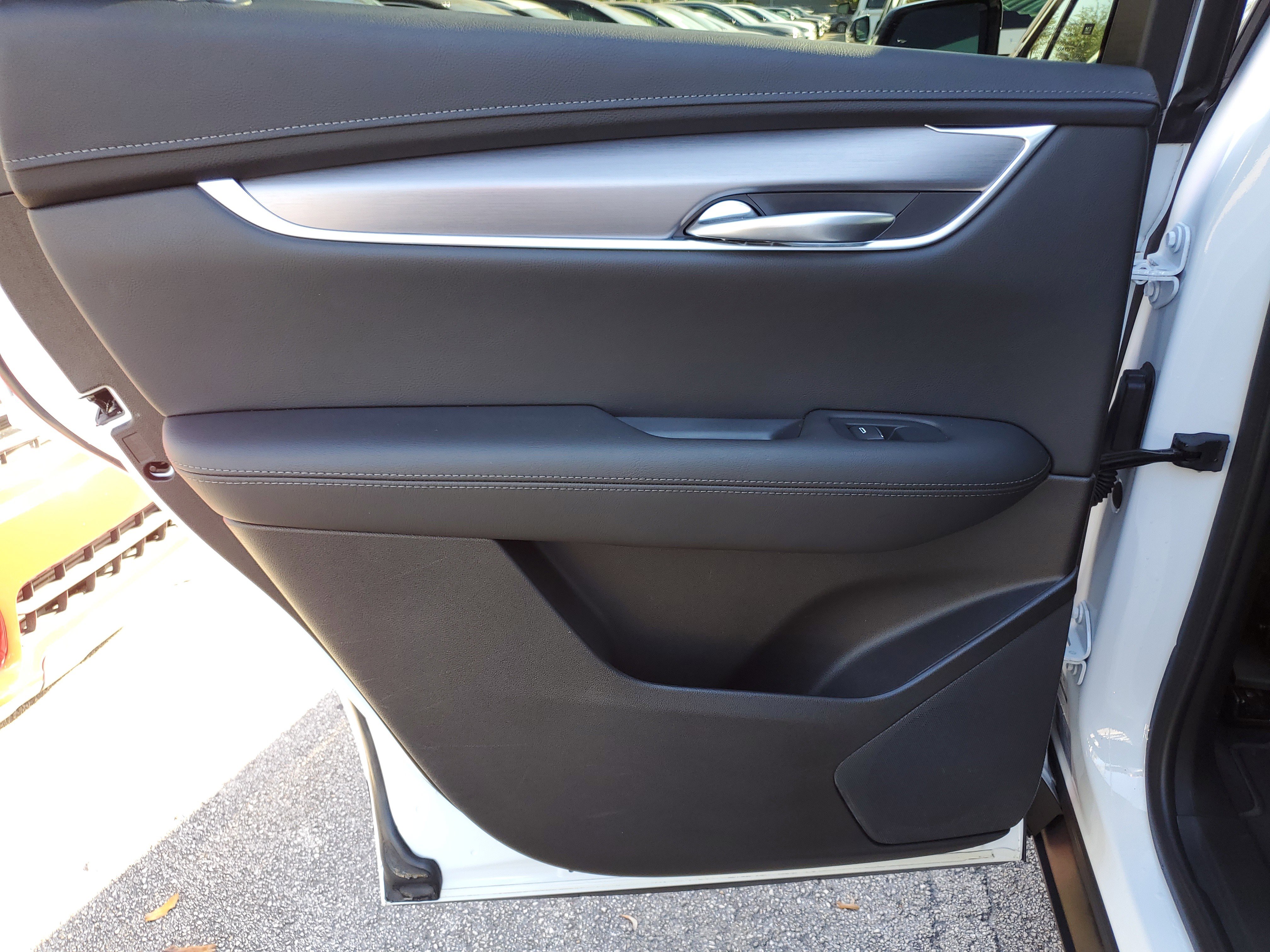 Used 2024 Cadillac XT5 Luxury image 11