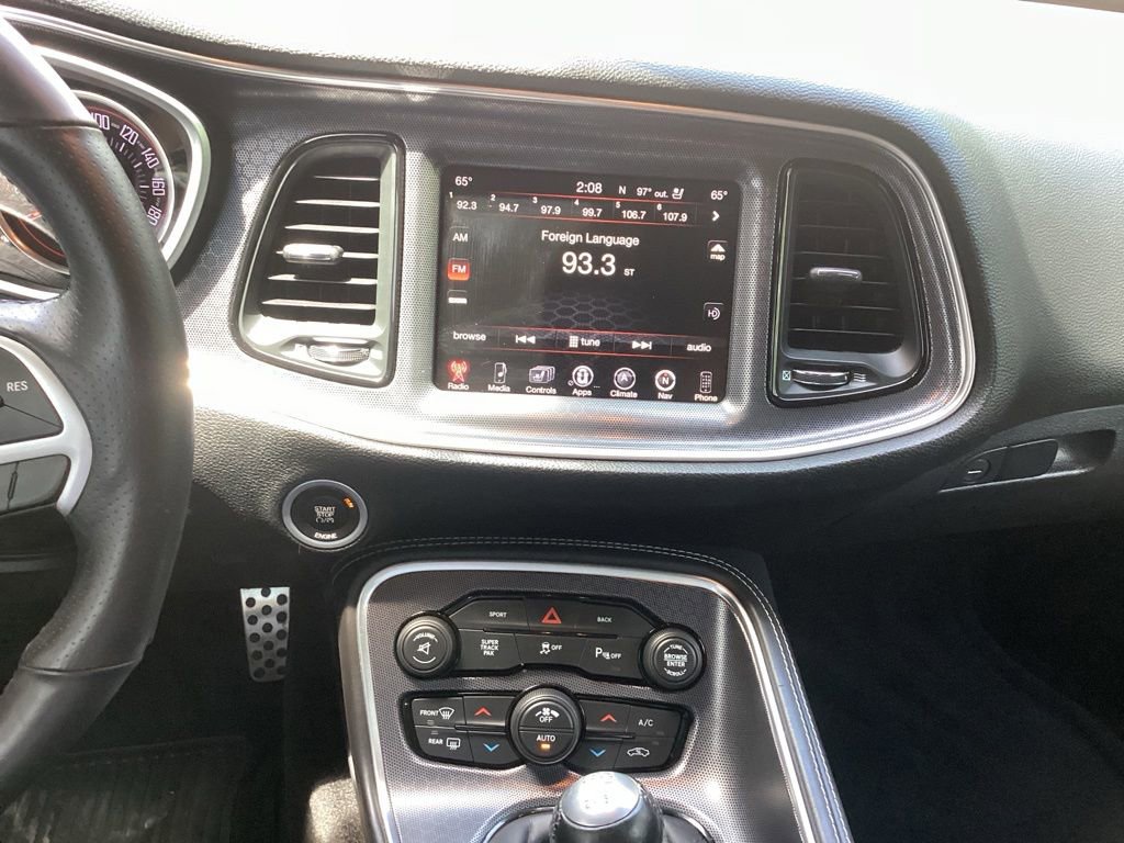 Used 2016 Dodge Challenger R/T Scat Pack w/ Leather Interior Group RWD image 38