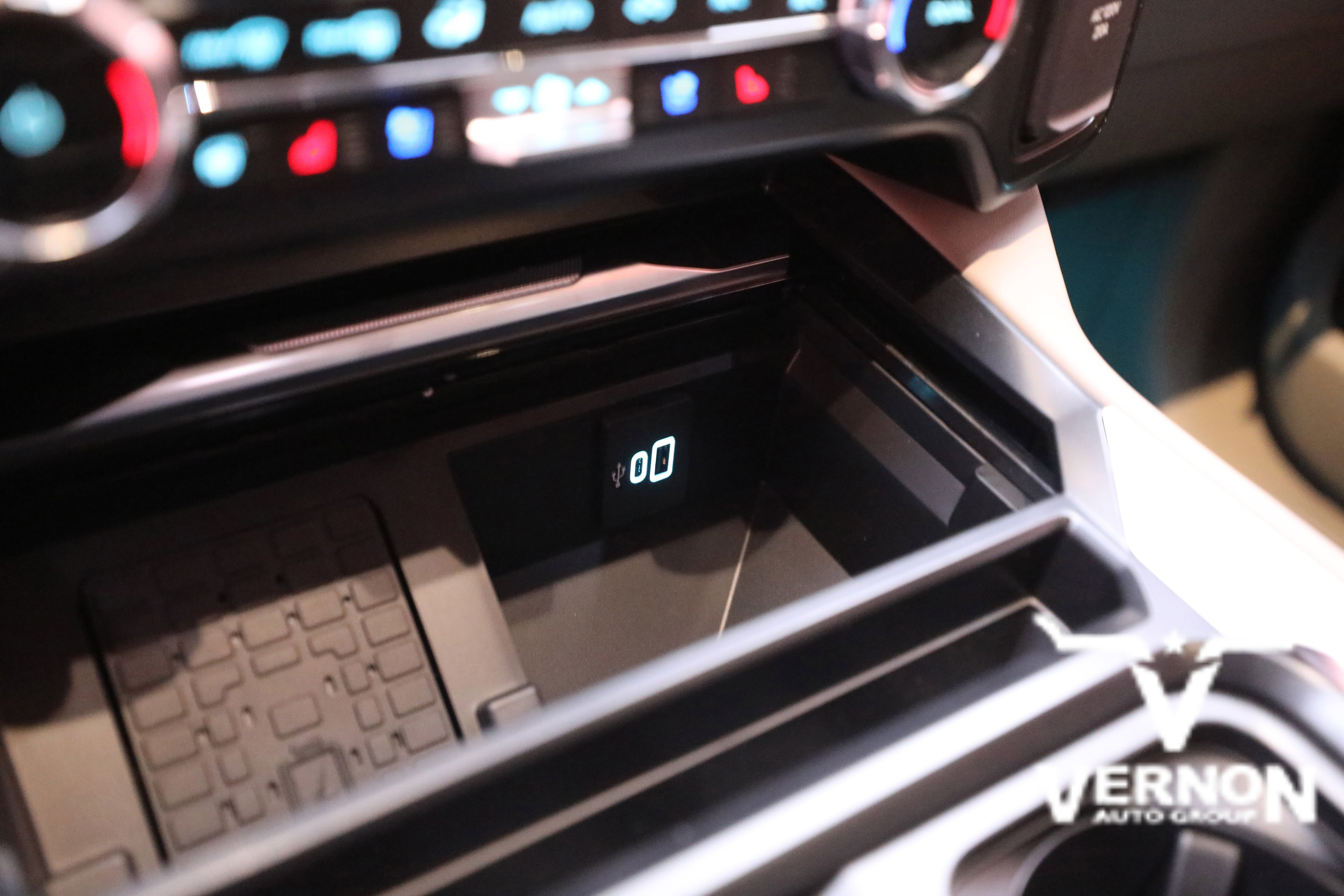 New 2026 Ford F350 Platinum w/ Platinum Plus Package image 27