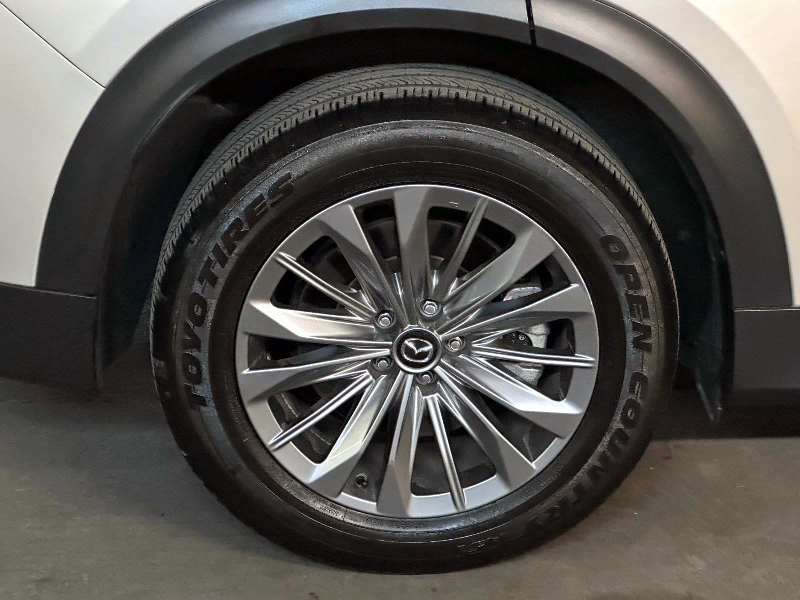 Used 2024 MAZDA CX-90 3.3 Turbo w/ Preferred Package image 12